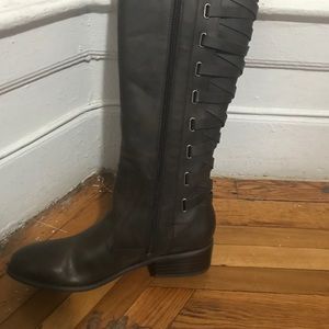 New larenza brown boot size 10